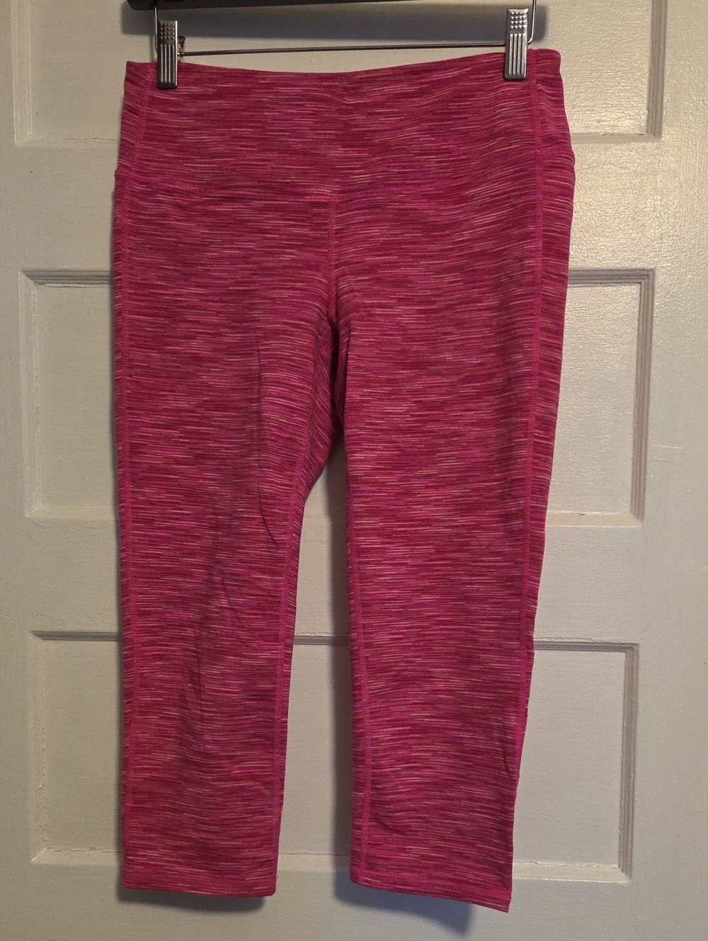 Athleta Pink Magenta Space-Dye Capris